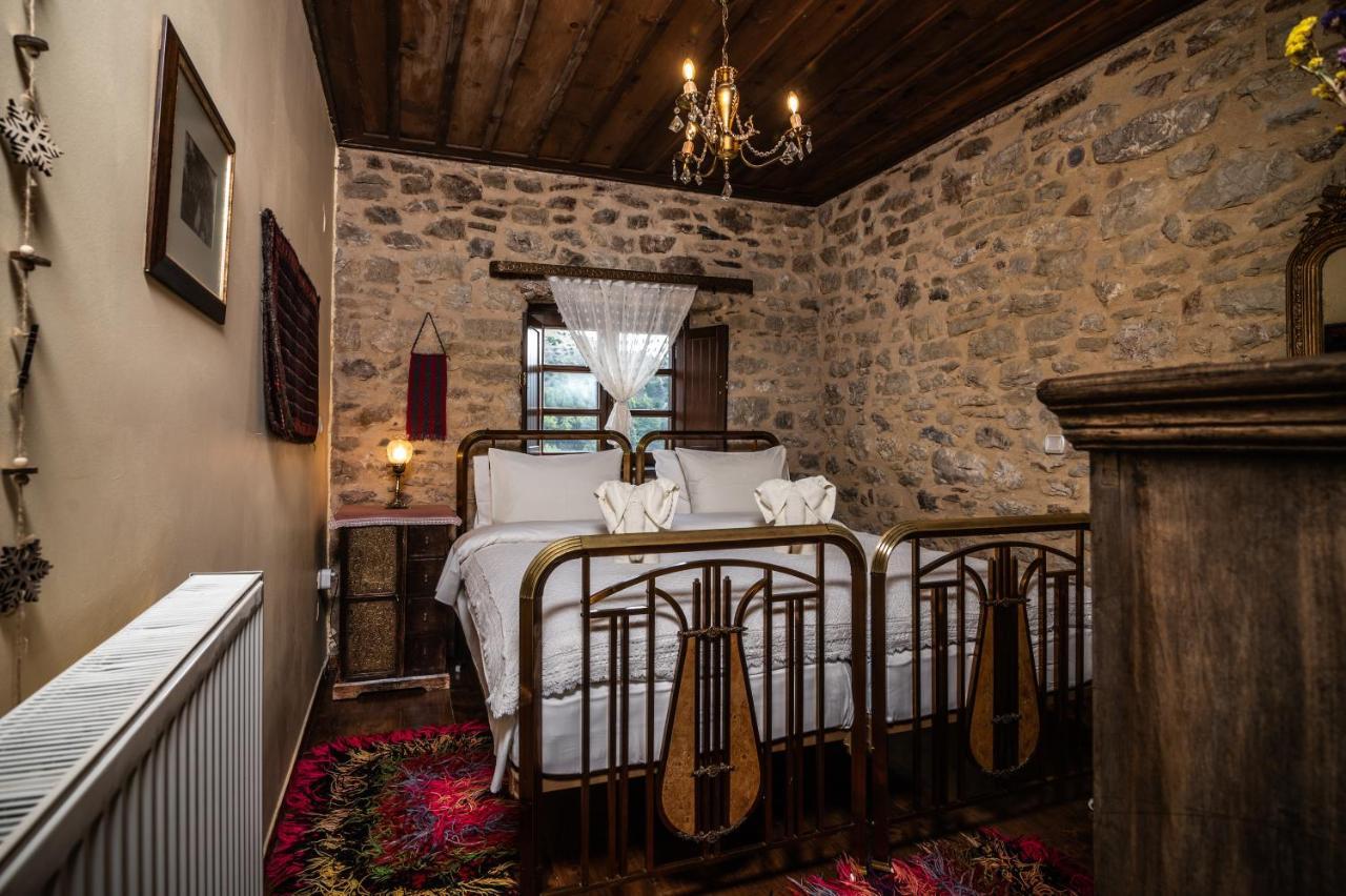 Proselinos Hotell Dimitsana Exteriör bild