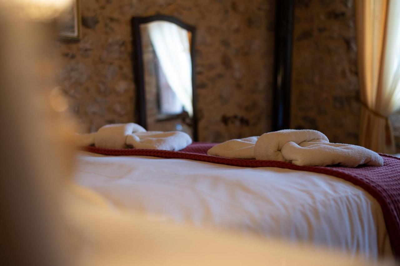 Proselinos Hotell Dimitsana Exteriör bild
