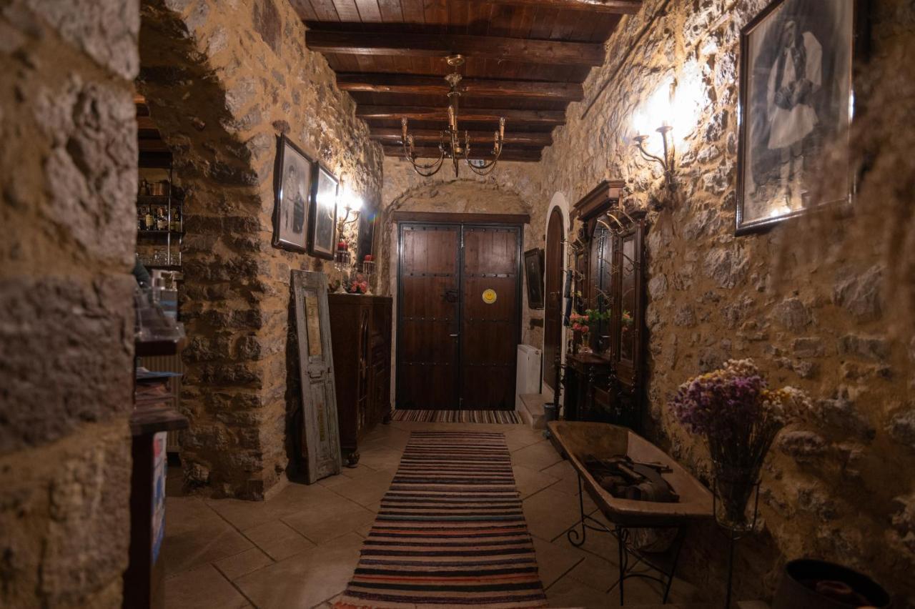 Proselinos Hotell Dimitsana Exteriör bild