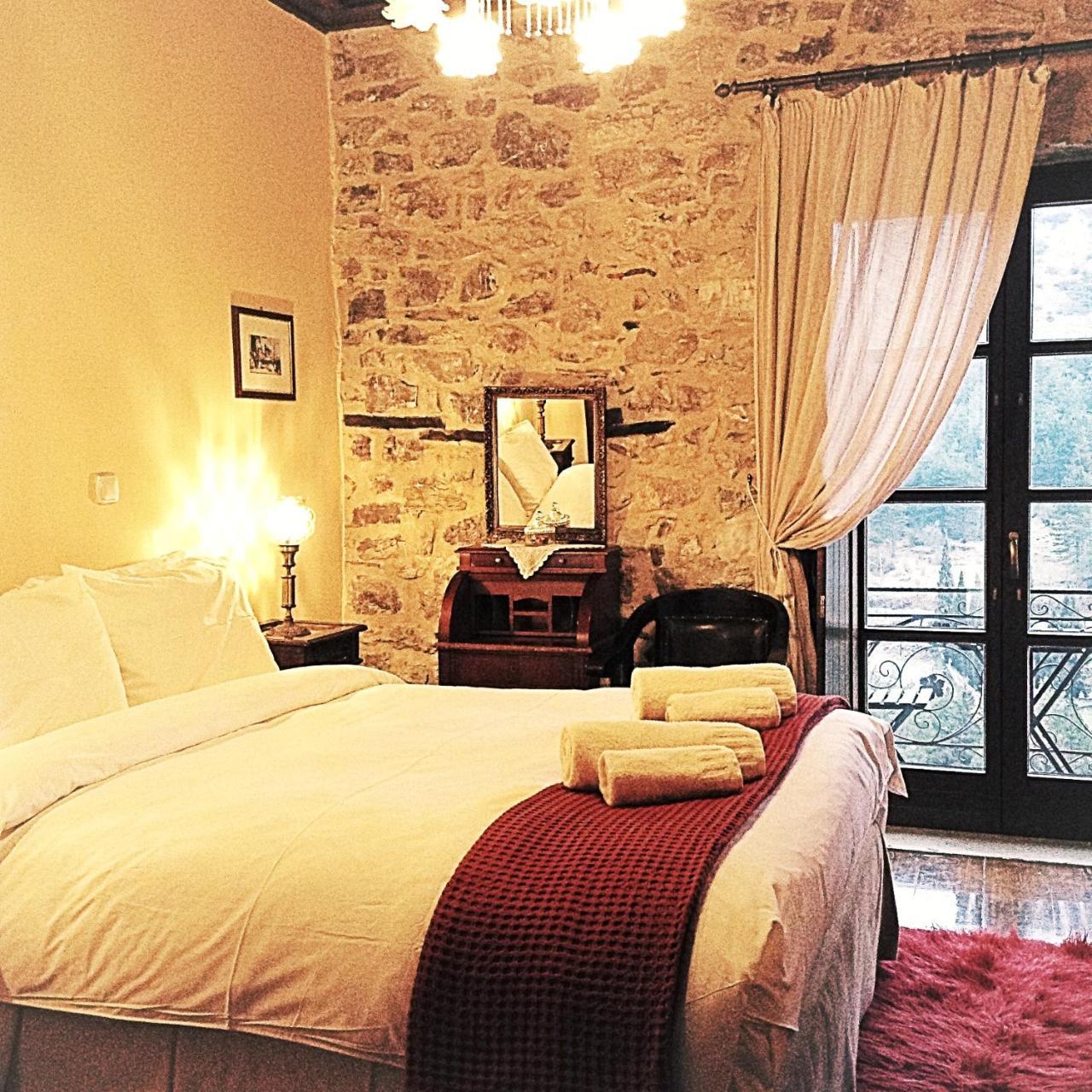 Proselinos Hotell Dimitsana Exteriör bild